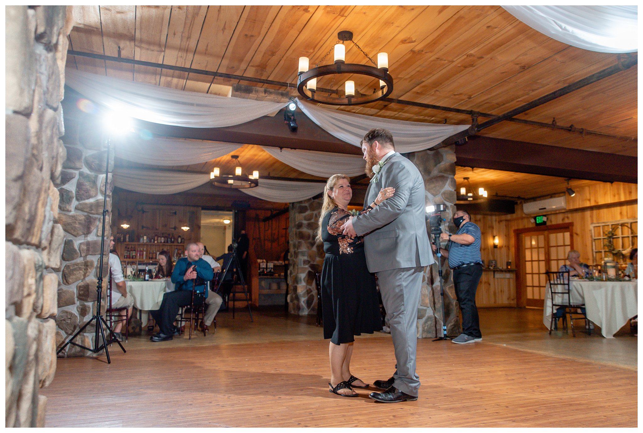 Dibble's Inn Apply Orchard Wedding. Emily and Don. Summer 2020. Joanna Young Photography_0067.jpg