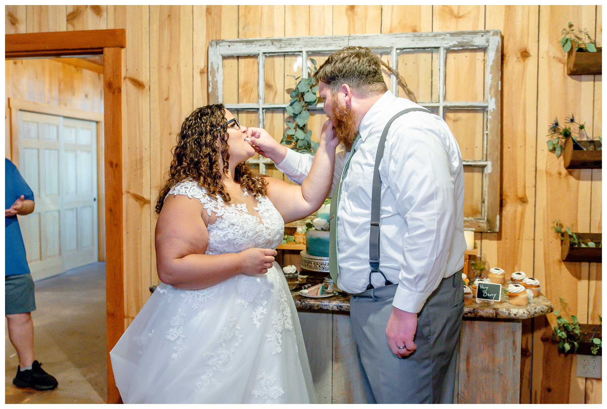 Dibble's Inn Apply Orchard Wedding. Emily and Don. Summer 2020. Joanna Young Photography_0078.jpg