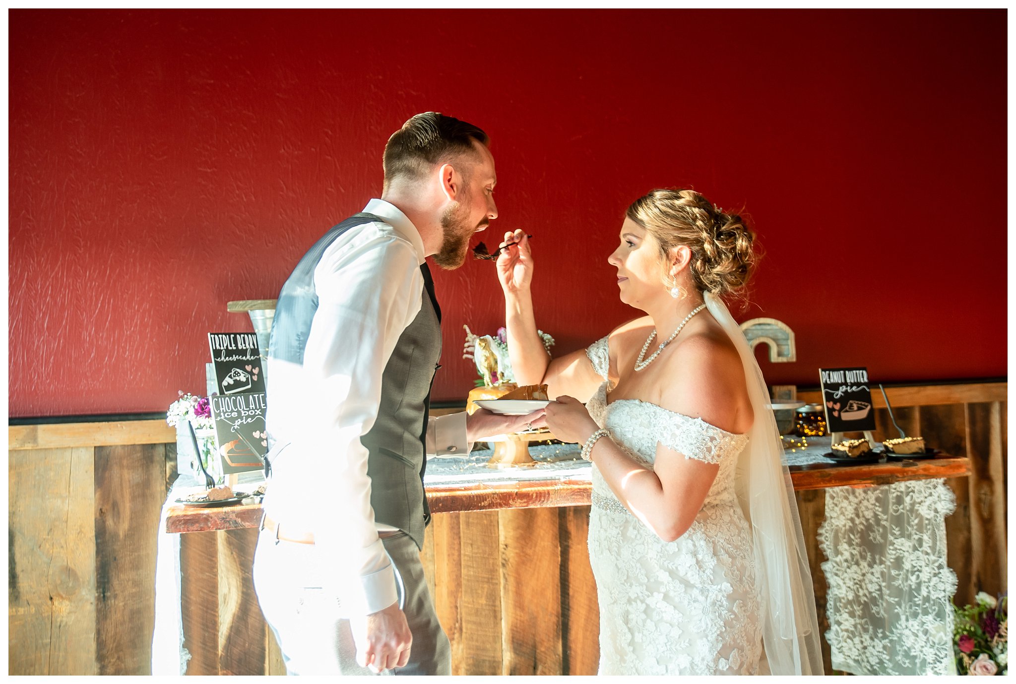 Wedding at Dinosaur Bar-B-Que. Joanna Young Photography_0098.jpg